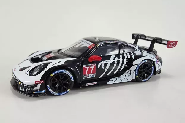 Mini GT Porsche Blister Box 911 992 Gt3 R Team Ao Racing N 77 Petit Le Mans 2025 Laurin Heinrich Klaus Bachler Michael Christensen 1:64 MGT01143-BL